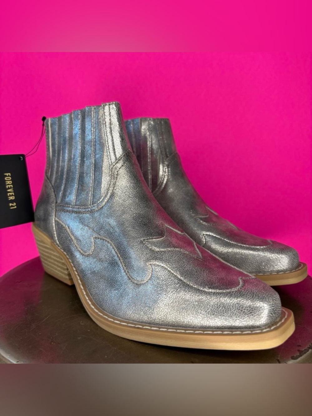 Forever 21 Silver Faux Leather Stacked Heel Chelsea Bootie US 6